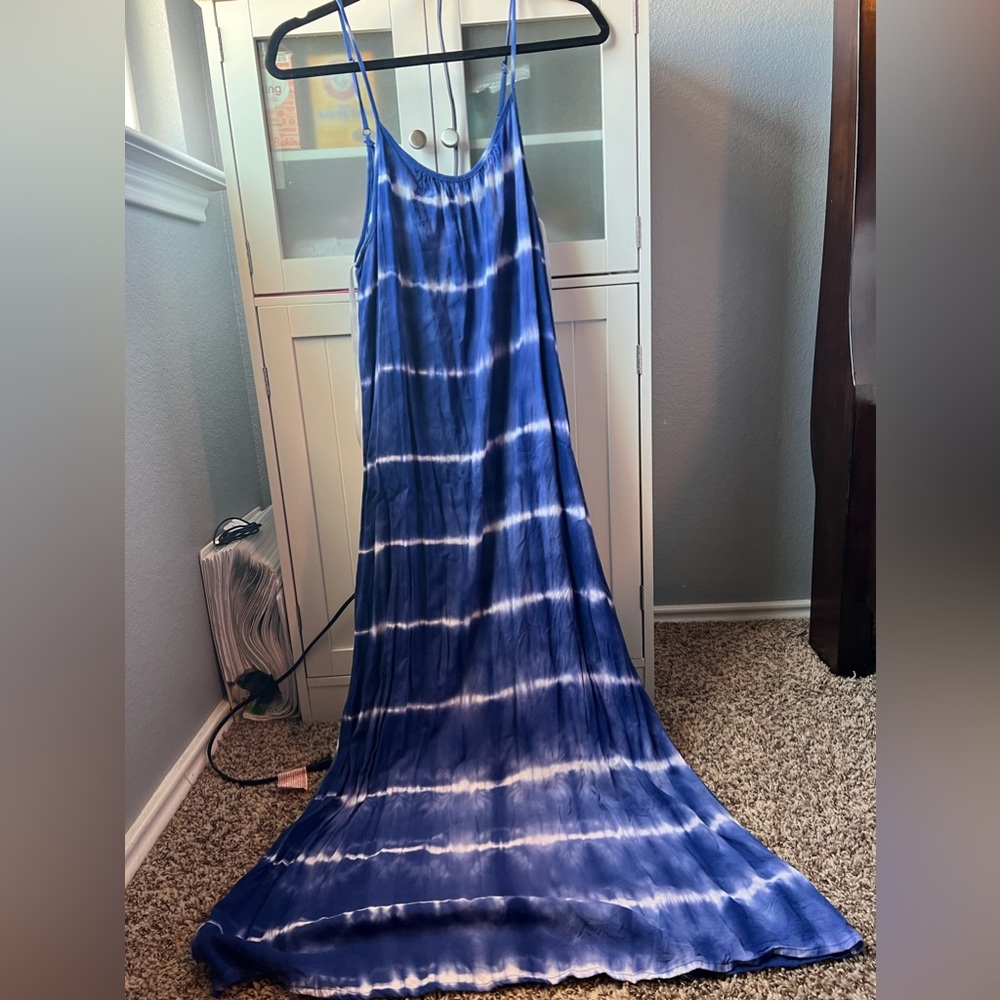 Spaghetti strap tie dye maxi dress